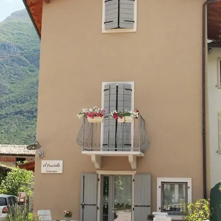 El Truciolo Bed and breakfast *