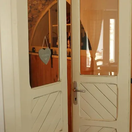 El Truciolo Bed & Breakfast *